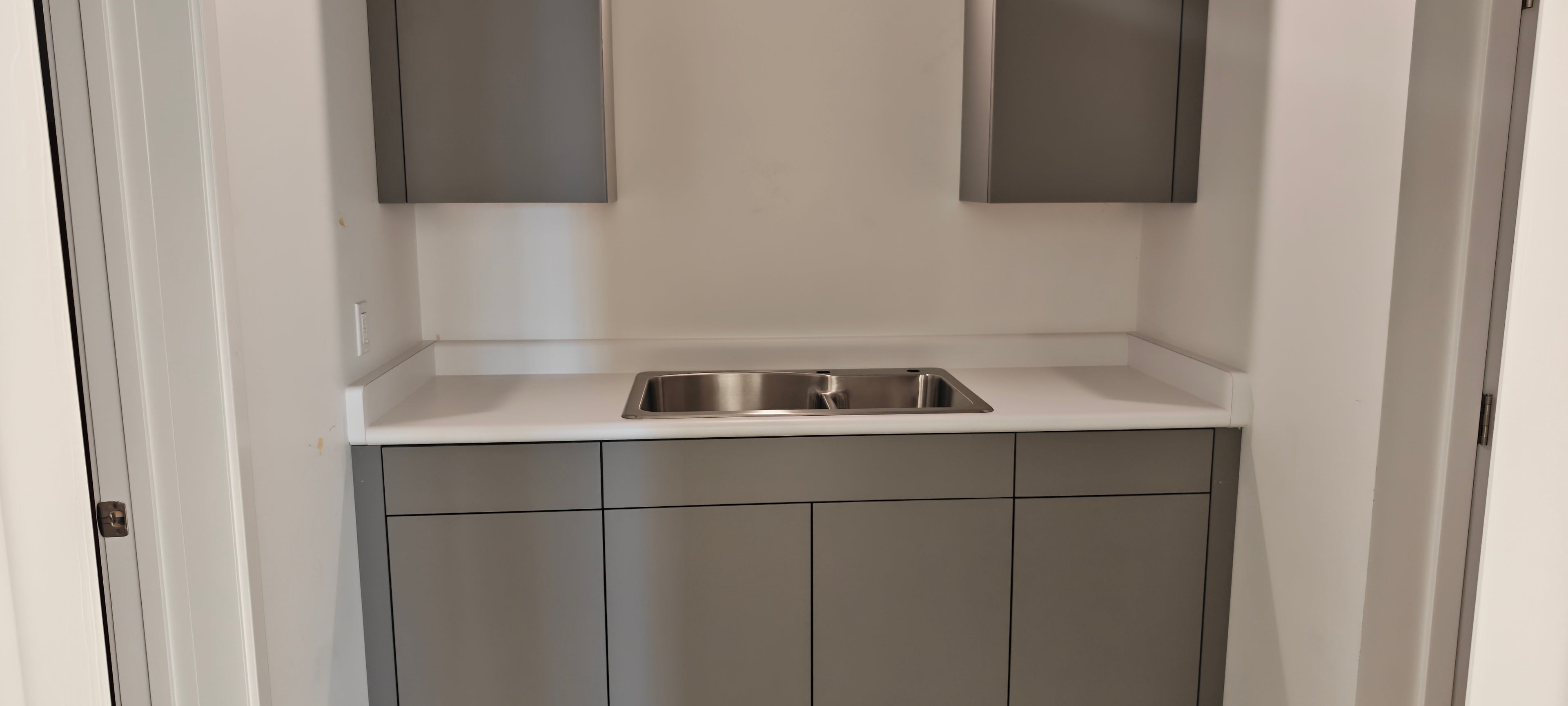 Wilsonart Custom Color  Laminate Countertop